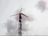 Turbina Eólica de Pequeno Porte. 17/03/10 - Mamborê-PR