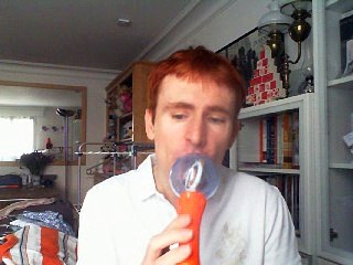 Wiwi égratigne "je reviendrai" de The Shin Sekai