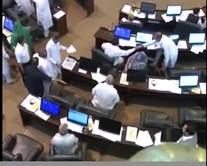 Javed Nasim Fight with Arbab Jahandad in KPK Assembly