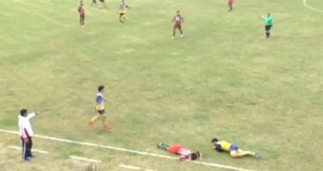 Arjantin'de Oynanan Maçta 24 Yaşındaki Futbolcu Hayatını Kaybetti