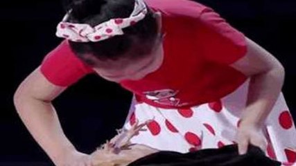 Chinese Girl Hypnotizes 5 Animals In Less Than 4 Minutes 4:36
