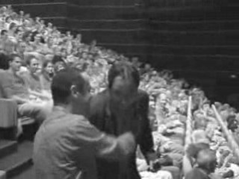 Le lion est mort ce soir POW WOW ....avec Sacha