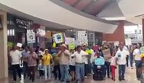 Así protestaron trabajadores de Polar en el Sambil de Margarita