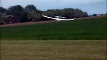 RC Glider/ beginner Plane. Flying 4 channel remote controlled glider.