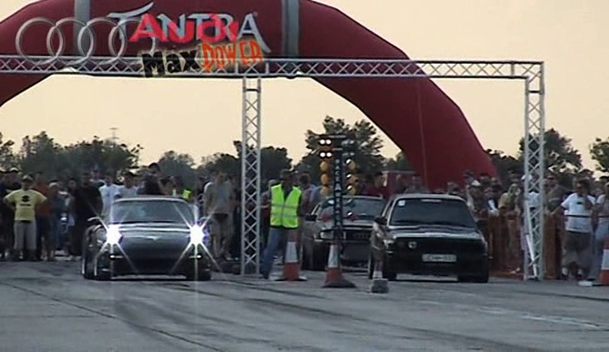 Porsche 997 Techart Turbo Vs. BMW E30 With E34 M5 Motor