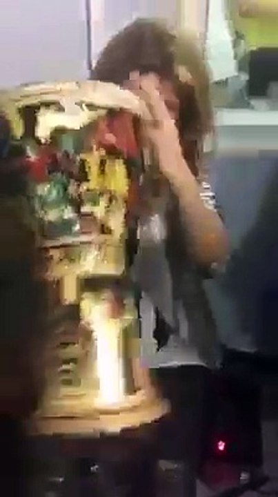 kabi gori ko dhol bajaty dekh hai