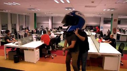 Let's do the Softonic-Harlem shake