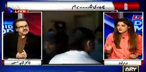 Zardari sb dekh rhy hen k agr Nawaz Sharif ko main bachata hu to mujhy kya mily ga- Dr. Shahid Masood