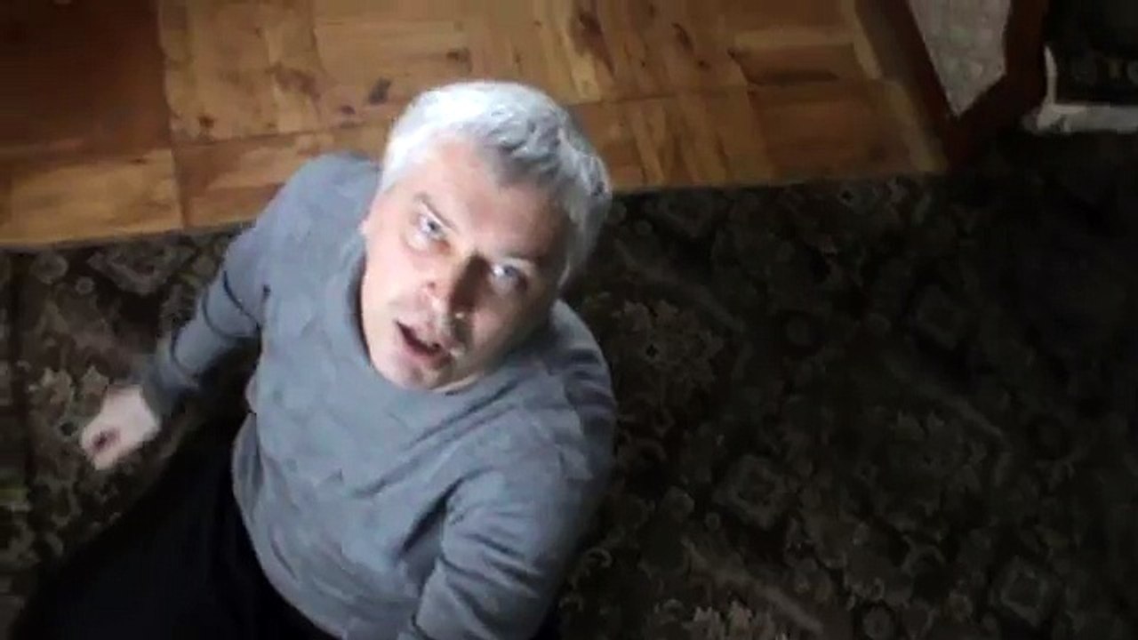 Я снимаю себя самого на видеокамеру сверху