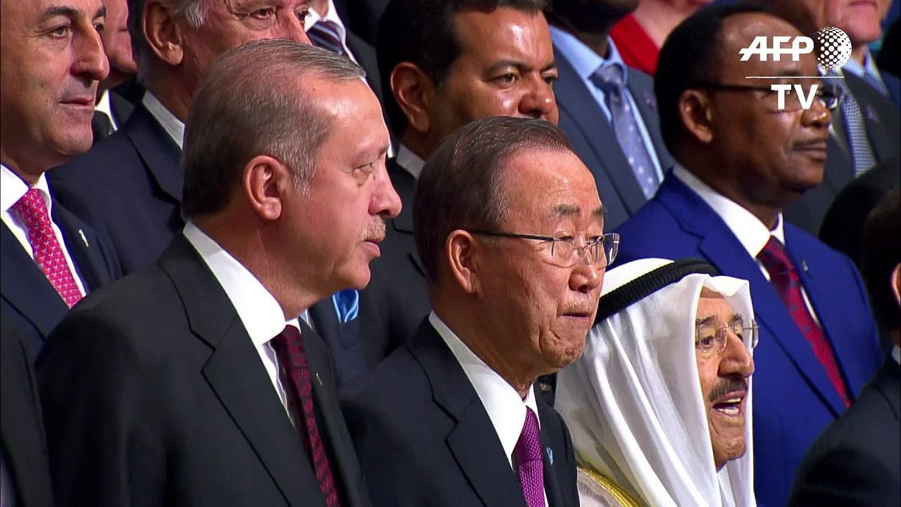 Primera cumbre sobre crisis humanitarias en Turquía