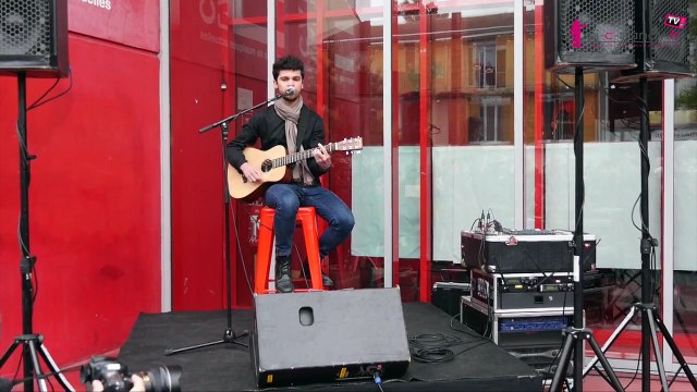 À Nancy, Valentin Vierling chante Tu seras pour Marie Mosser, victime de l'attentat du Bataclan