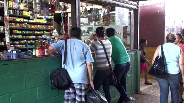 Solucionados 75% de problemas energeticos en mercado medina