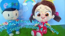Pepee ile Niloya peluşları birlikte rain rain go away söylüyor! Pepe ve Niloya mini toy show!