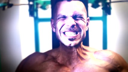 Fitnessmodel Bodybuilding Motivation - Get ripped or die mirin