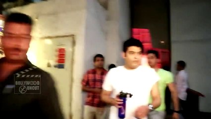 kanika kapoor & Chris Gayle - The Kapil Sharma Show