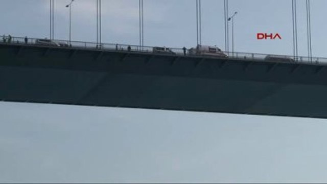 Fatih Sultan Mehmet Köprüsü'nde İntihar Krizi 3