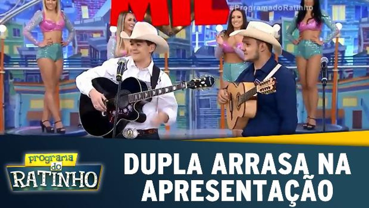 Dupla arrasa da apresentação