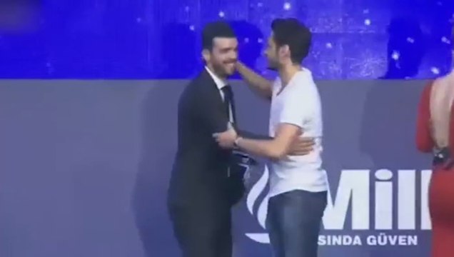 Kenan Sofuoğlu ve Hakan Çalhanoğlu aynı sahnede!
