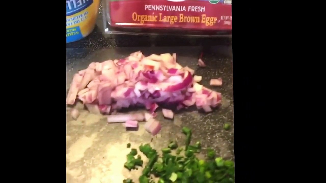 Keto Salmon Cakes made with fresh & organic ingredients