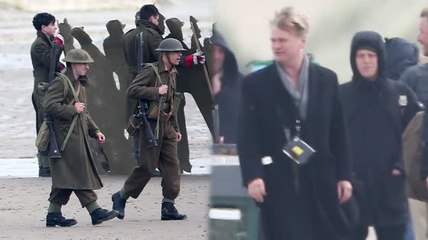 Christopher Nolan am Set von "Dunkirk" in Frankreich