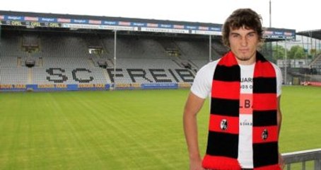 Çağlar Söyüncü, Doğum Gününde Freiburg'la Sözleşme İmzaladı