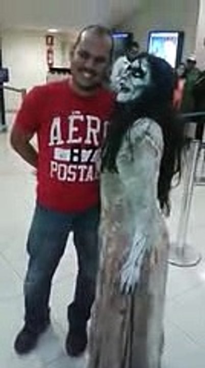indain ghost scaring kids in mall