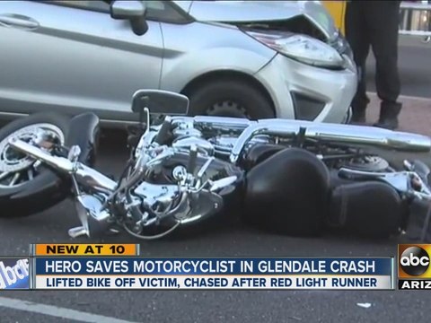 Hero saves motorcyclist in Glendale crash