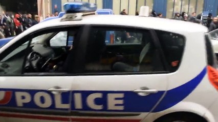 Voiture de police brulé
