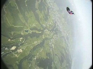 CHUTE LIBRE