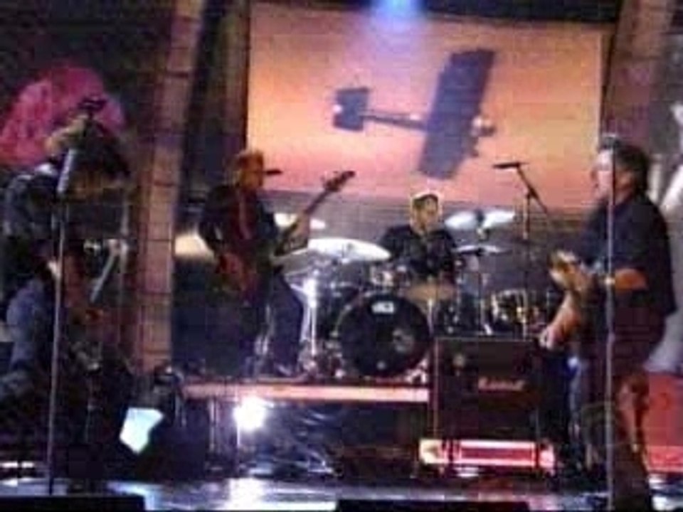 The Clash - London Calling (feat Springsteen & Dave Grohl)