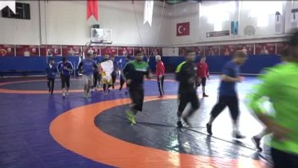 Güreşçiler Rio İçin Kolları Sıvadı