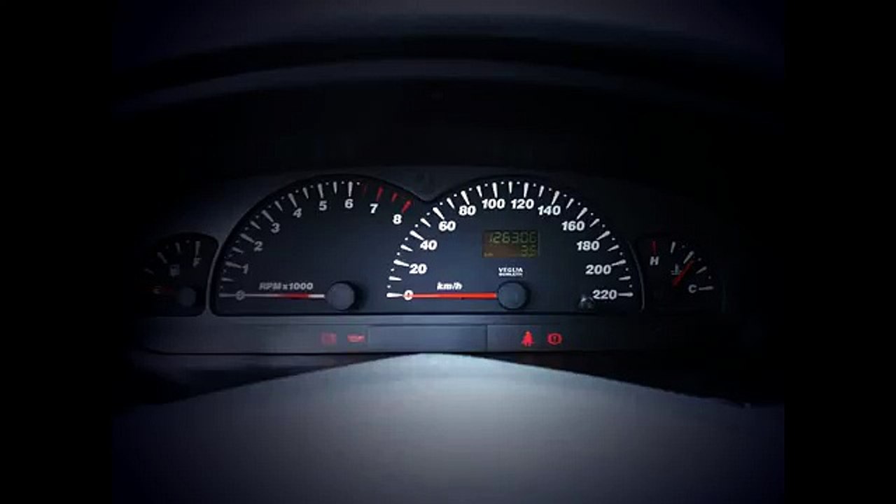 Car Engine Start & Rev Sound Effect