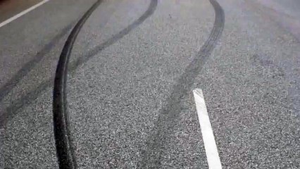 Car Skid & Tire Squeal Sound Effect