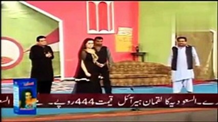 Nargis Budhay Per Garam Ho Gayee - Sxy Garam Jokes 2016