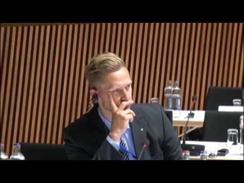 Meta në takimin e kryeparlamentarëve: Reforma në drejtësi miratohet shumë shpejt!- Ora News