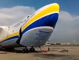 The World's Largest Aircraft, which makes amazed