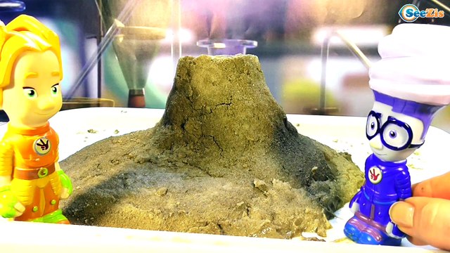 ФИКСИКИ. Игрек и Шпуля проводят опыты — Извержение Вулкана. Мультик с игрушками. Серия 22