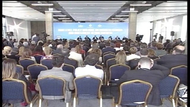 KRYEMINISTRI HEDH POSHTE AKUZAT SE INVESTITORET E HUAJ PO LARGOHEN NGA SHQIPERIA LAJM