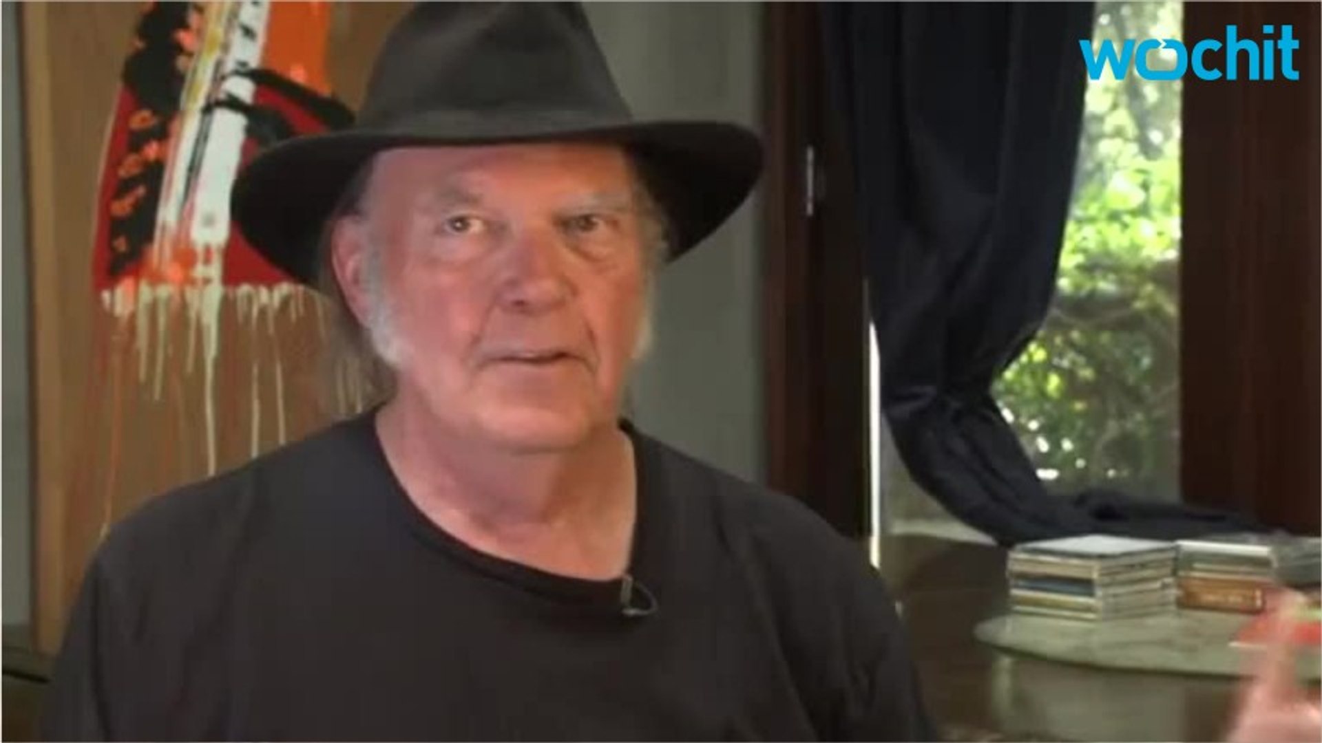 ⁣Canadian Rocker Neil Young Talks Elections