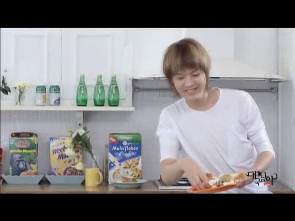 [MV] The Boss - Admiring Boy