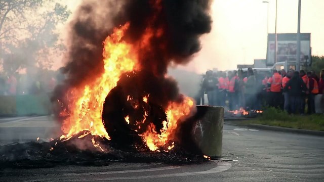 Loi travail: le port de Saint-Nazaire bloqué mardi matin