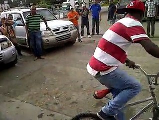 boy dancing on cycle Very interesting video