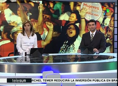 Mujeres venezolanas marchan por la paz y contra la violencia política