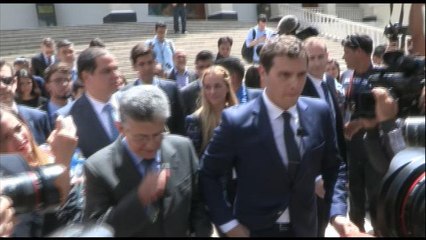 Rivera dice que Venezuela afronta una crisis humanitaria con pobreza de libertad