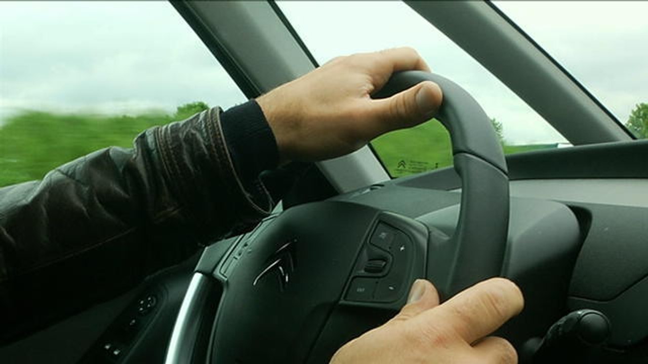 Comment conduire pour économiser du carburant ? - Le 24/05/2016 à 21h00