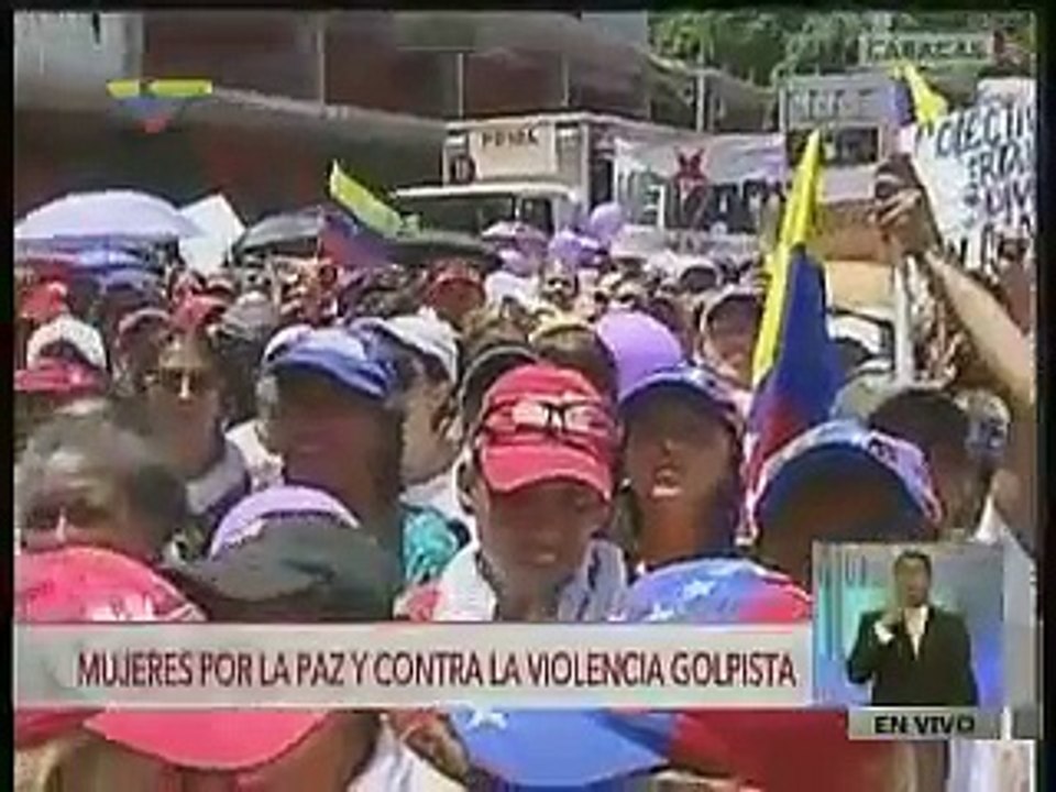 Así es como una diputada chavista explica la escasez toallas sanitarias