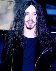 Michał Szpak & His Royal Family (English Subtitles)