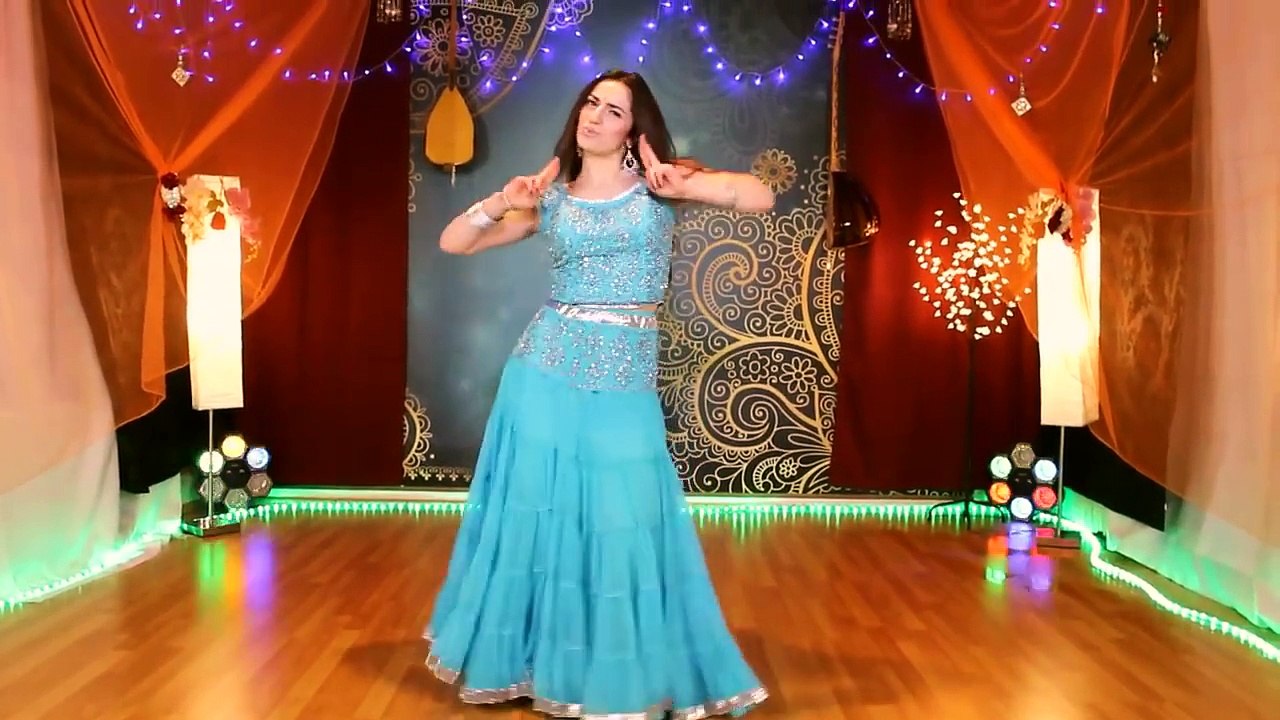 Dance on- Dil Cheez Tujhe Dedi In Hindi Song