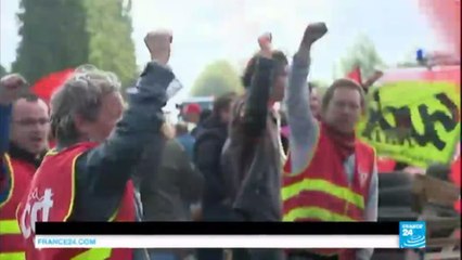 France labour dispute: Fuel shortages spread as protest movement gather speed