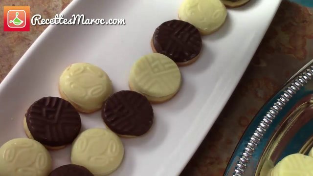 Sablés Noir & Blanc - Black & White Shortbread Cookies - صابلي بالشكلاط